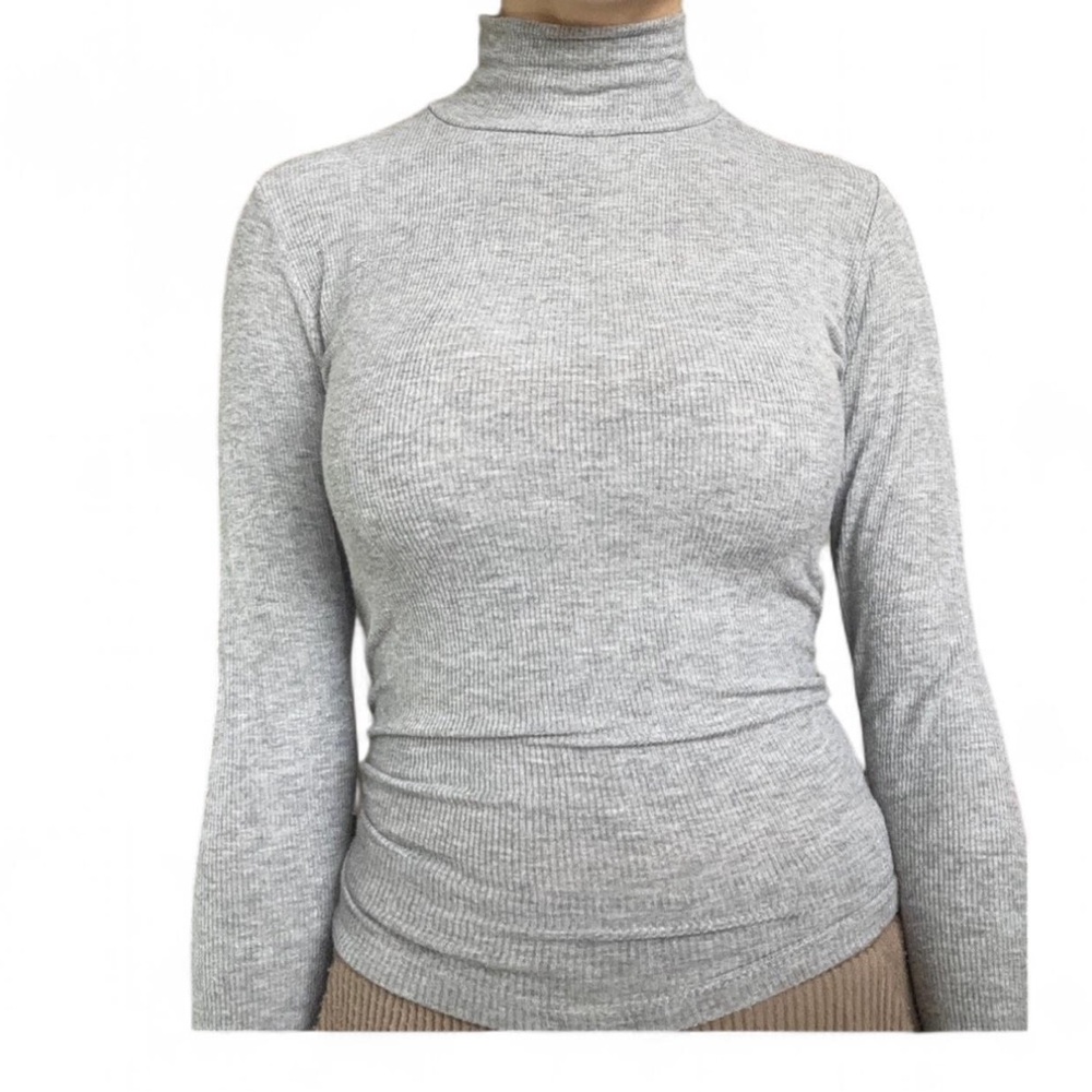 Brandy Melville Ribbed Gray Turtleneck Sweater